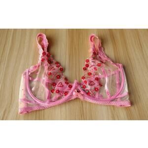 NWT For Love and Lemons Doily Heart bra 36C